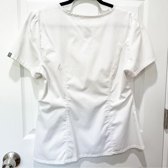 Jaanuu Scrub Top - Picture 2 of 4